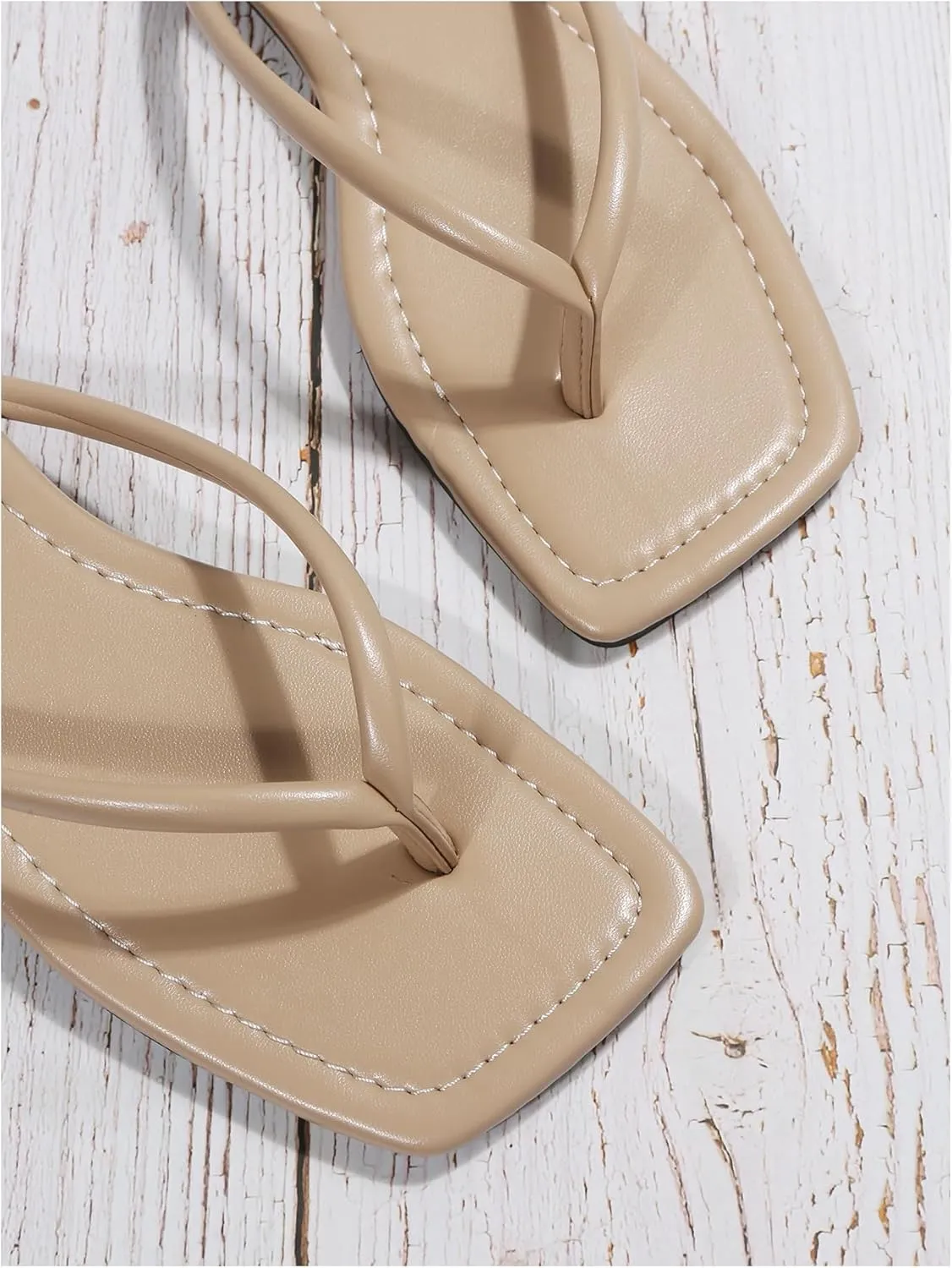 GORGLITTER Women's Square Open Toe Flip Flop Minimalist Thong Flat Sandals Slide On Summer Vacation 2025 Dressy Shoes