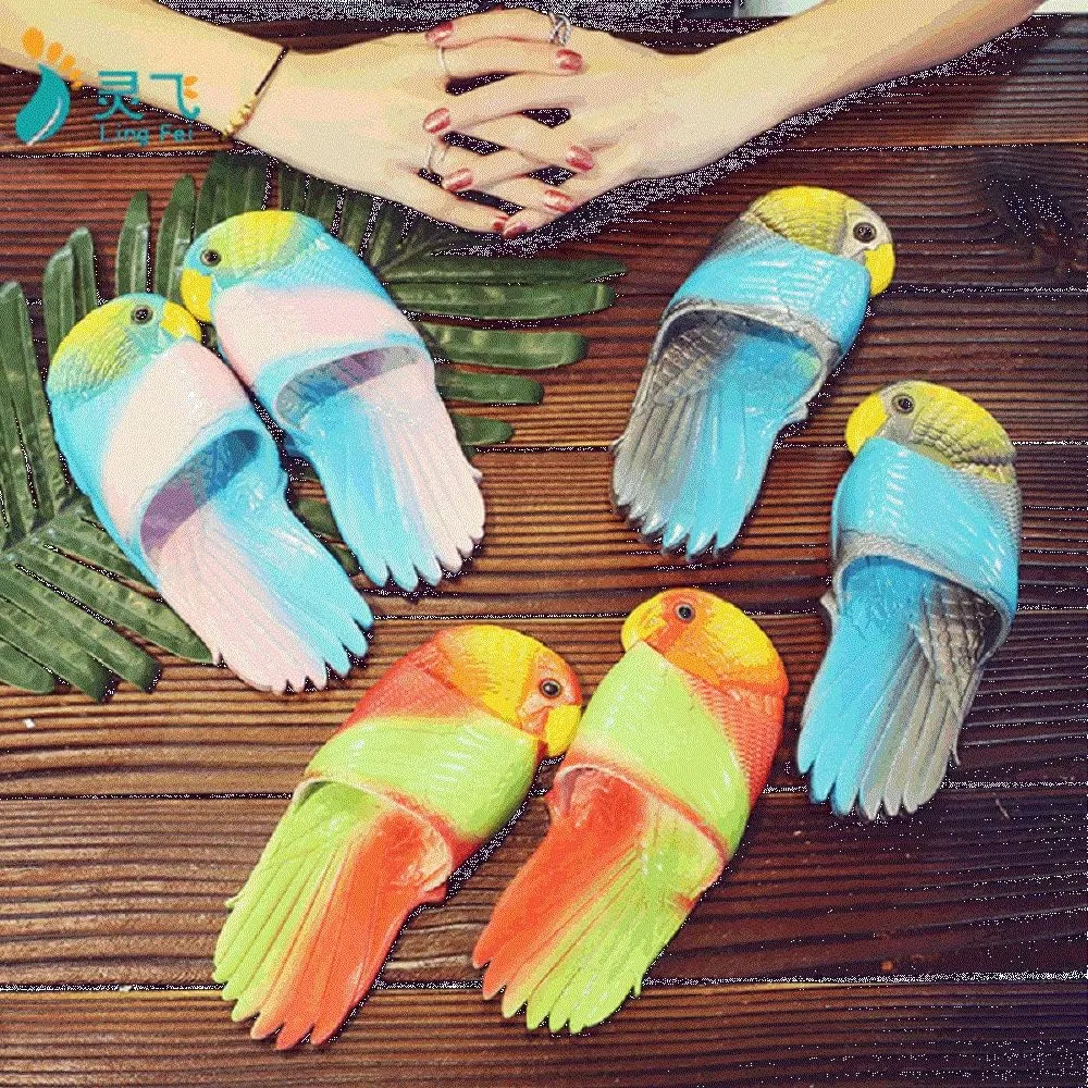 HANDKEI Summer unisex parrot slippers children cartoon animal slippers funny parrot beach slippers sandals 3 colors