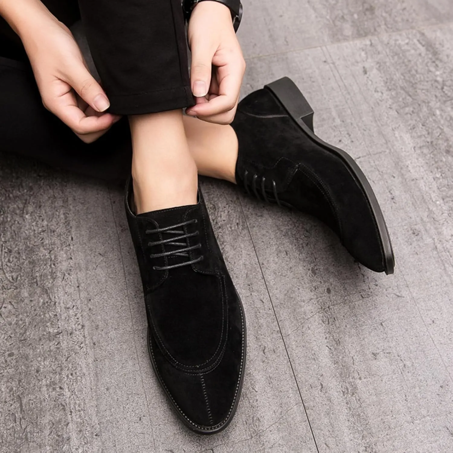 Mens Retro Suede Leather Lace Up Dress Oxfords Shoes Classic Slip On Low Top Pointed Toe Non-Slip Flats Derby Shoes for Formal Business Wedding