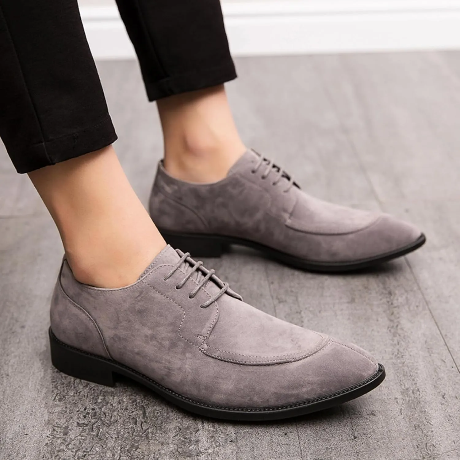 Mens Retro Suede Leather Lace Up Dress Oxfords Shoes Classic Slip On Low Top Pointed Toe Non-Slip Flats Derby Shoes for Formal Business Wedding