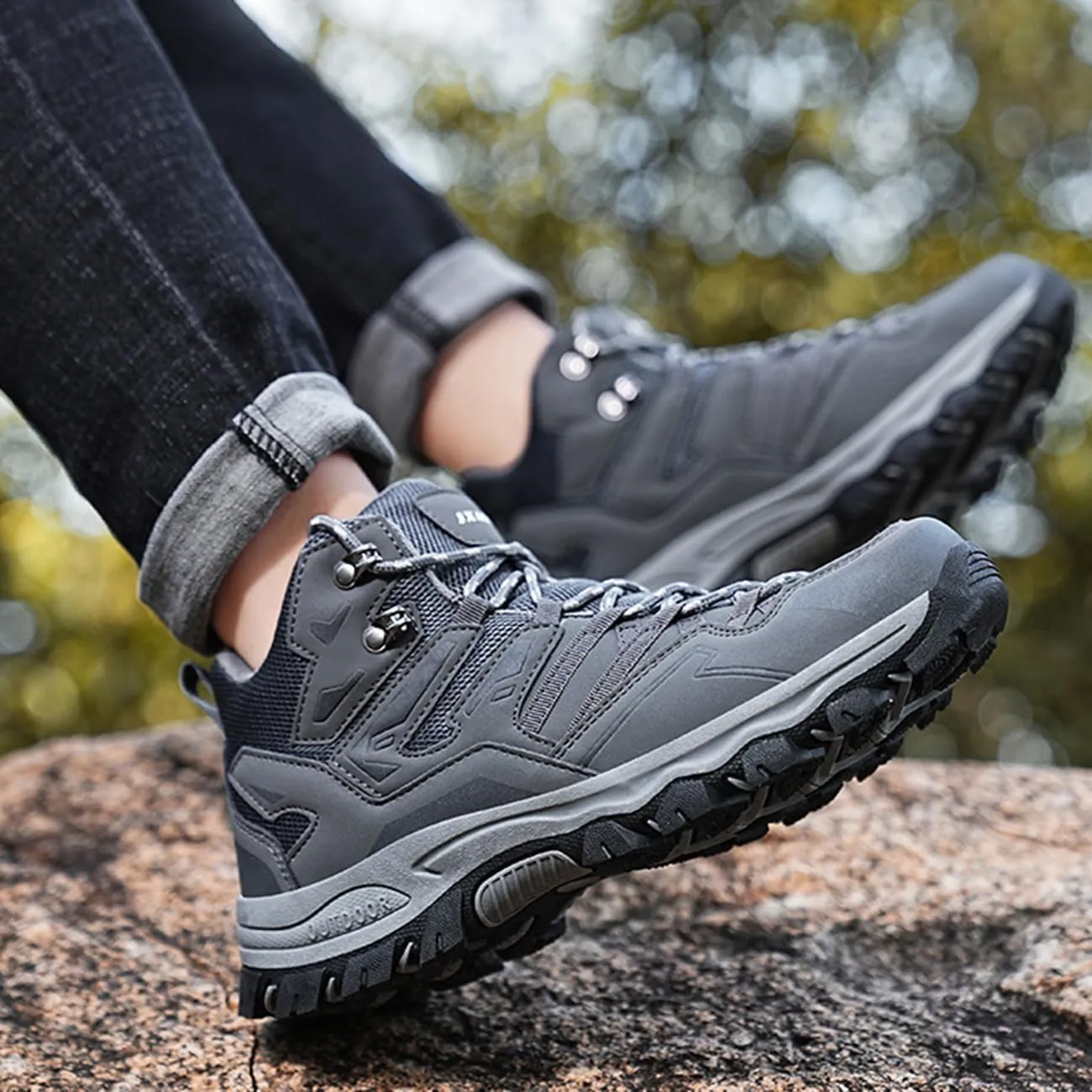 Men's Waterproof Hiking Boots High-Top Leather Non-Slip Outdoor Shoes for Mountain Trekking, Trail & Camping