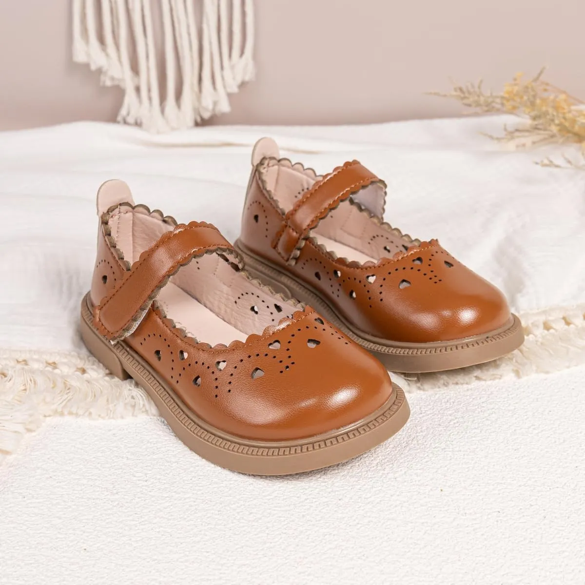 ohsofy Girls Oxford Flats Dress Shoes Casual Penny Loafers Comfort Non-Slip Sole Wedding Party School Uniform (Toddler/Little Kid)