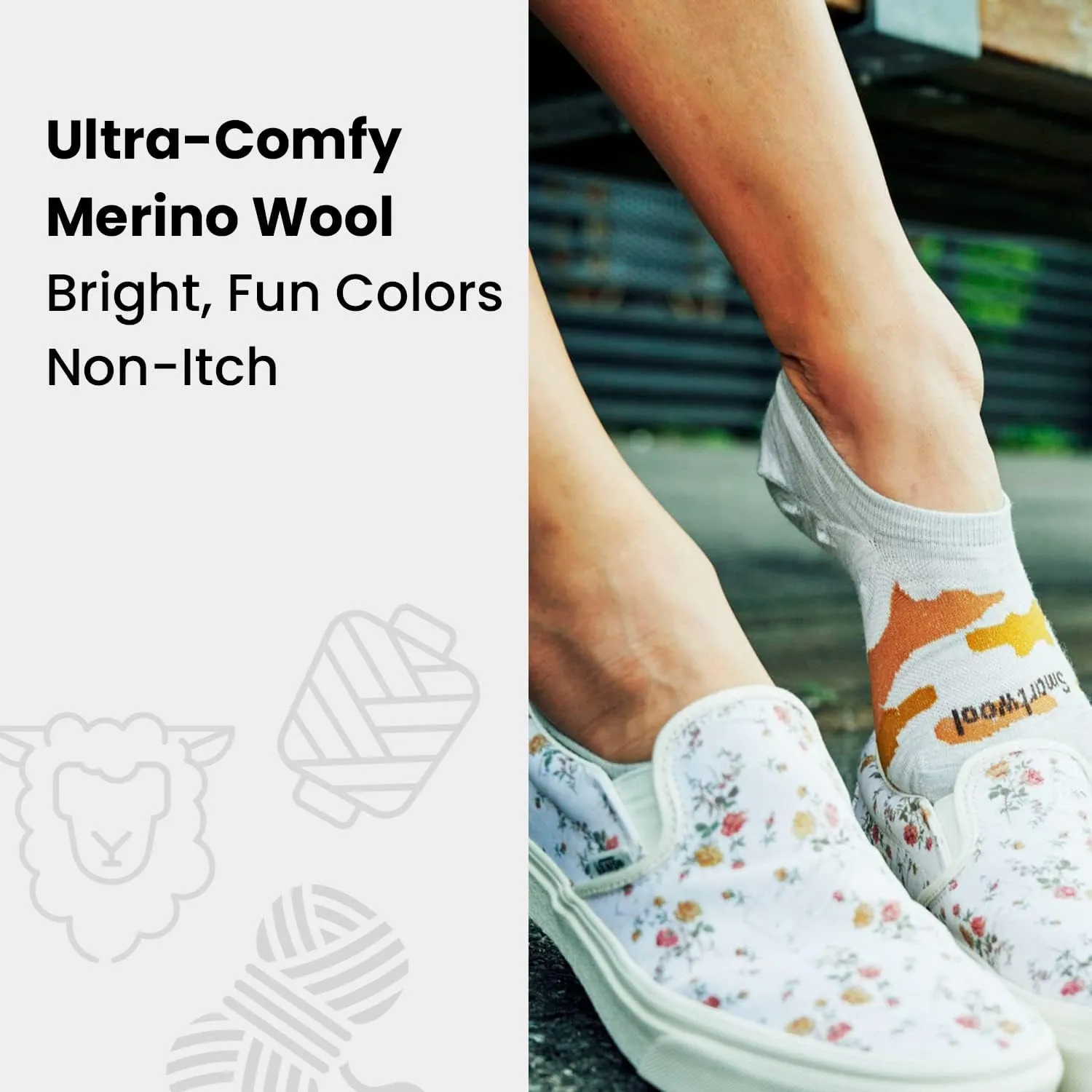 Smartwool Womens Hike Light Cushion Mountain Moon Crew Socks