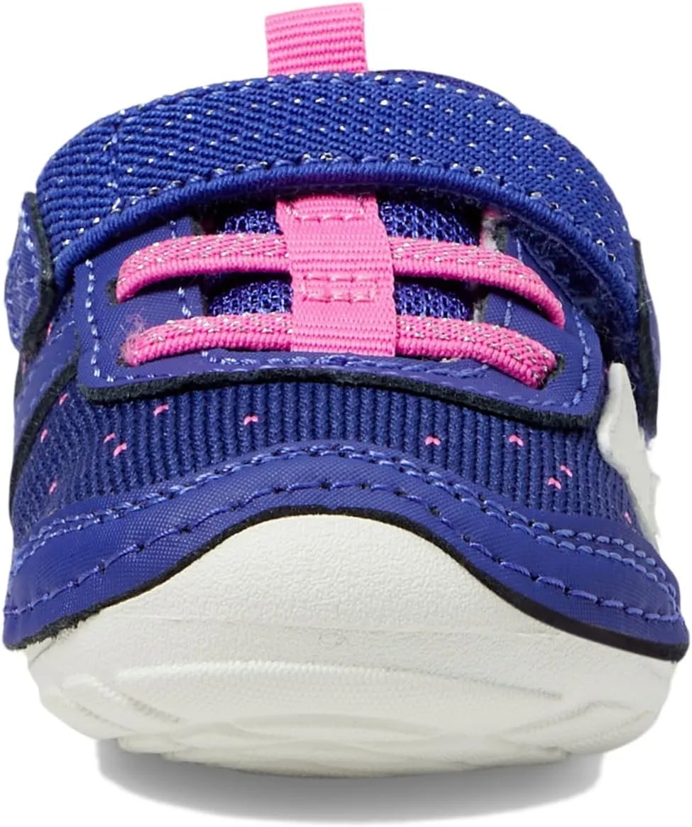 Stride Rite Unisex-Baby Sm Zips Runner Sneaker